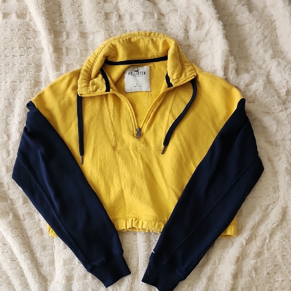 Hollister Yellow and Navy Half-Zip Pullover